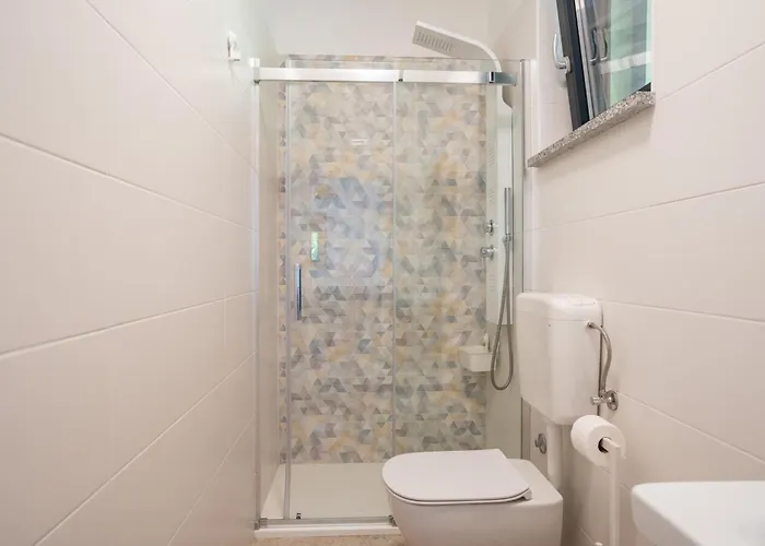 아파트 Rosa 로비니